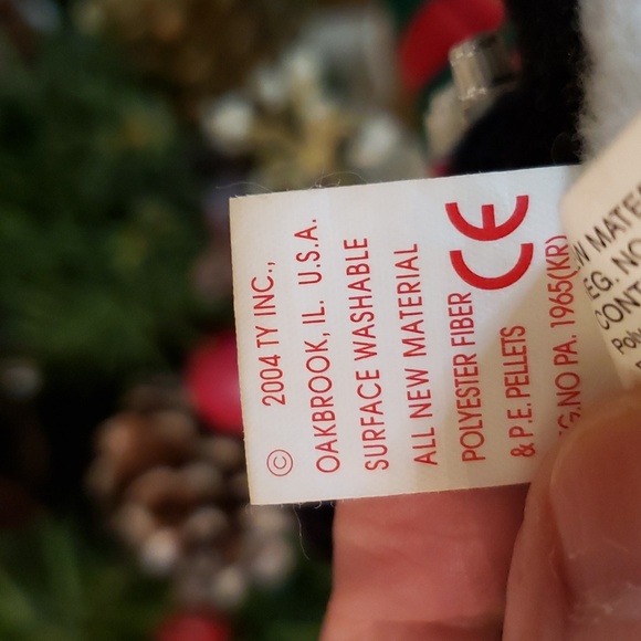 🎅 Vintage TY Jingles Beanies 'Toboggan' Penguin 2004 with tags - Picture 7 of 12